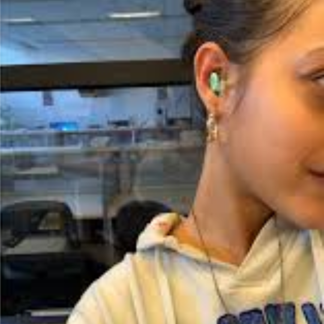 files/Feel_the_music_protect_your_ears._7.png